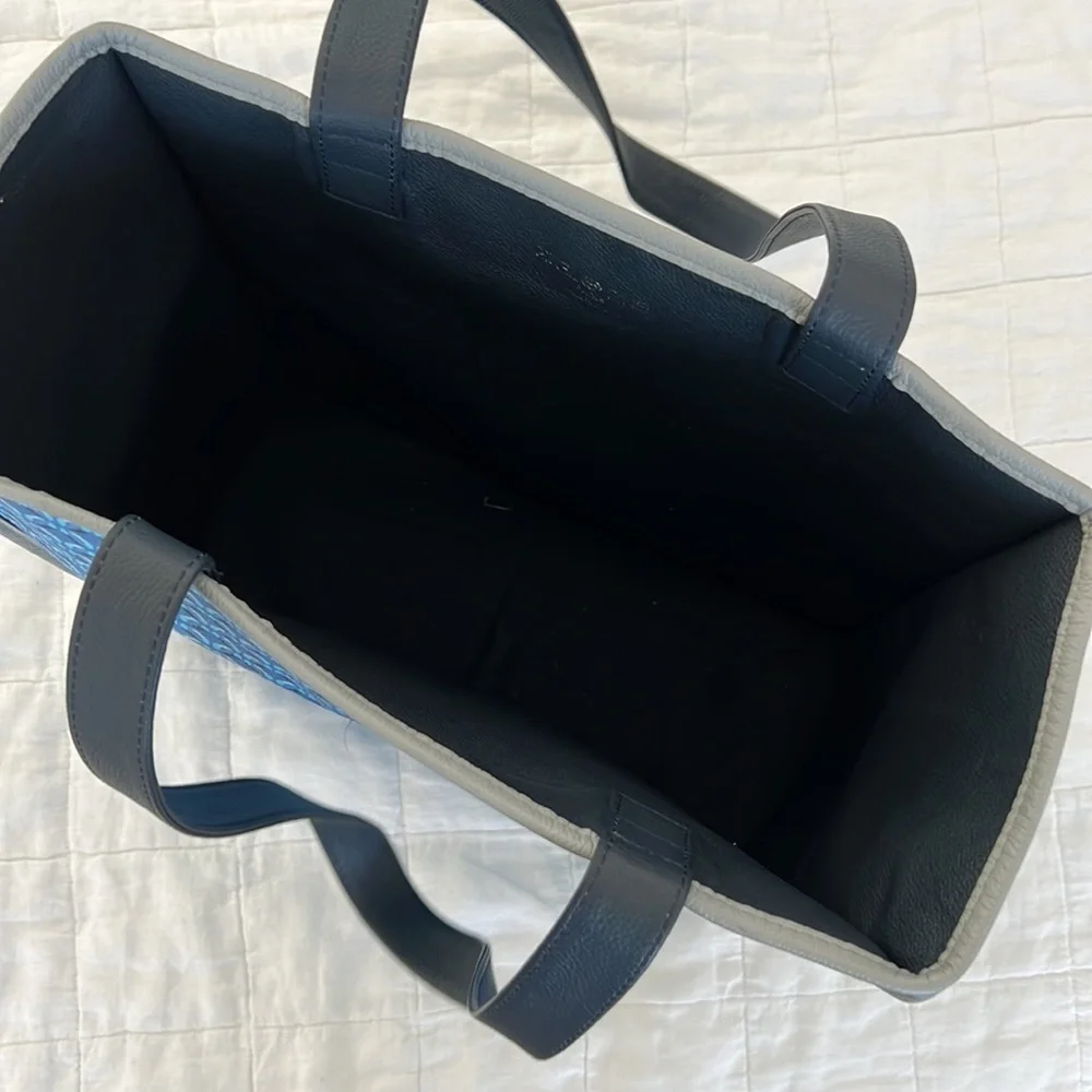 Rare. Pinel et Pinel Signature Tote - Picture 3 of 7